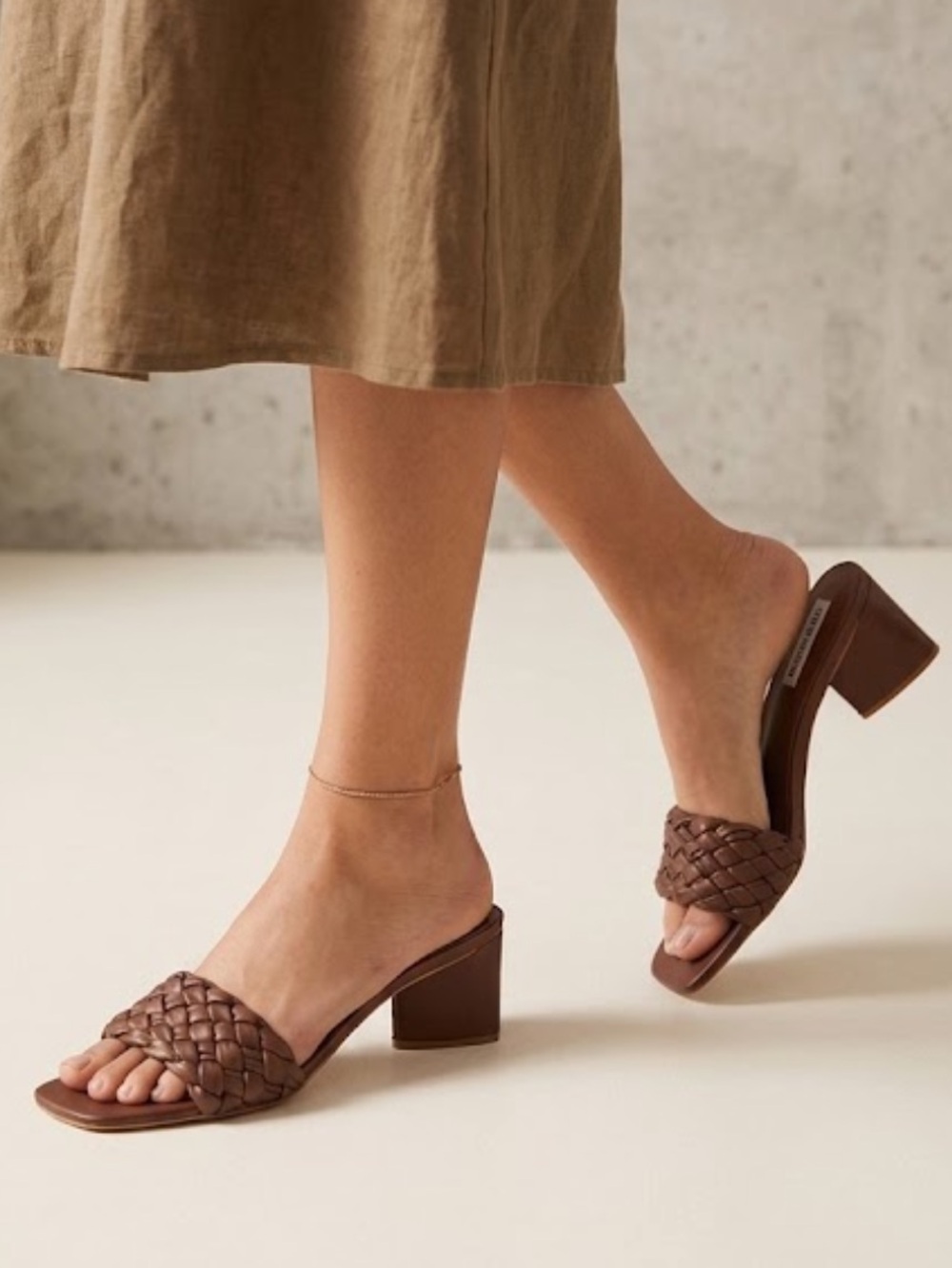 Steve Madden Brown Braided Block Heel Sandals Size 8 NWOT
